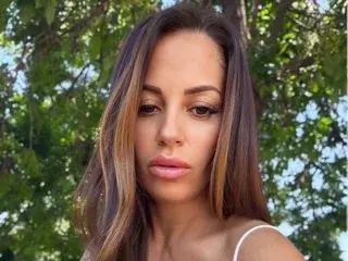 NicoleVenice  live sex cam