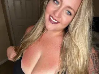 Queenbbw100  live sex cam