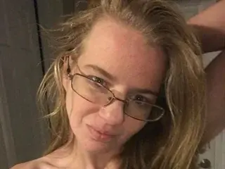 Sexysandy99  live sex cam
