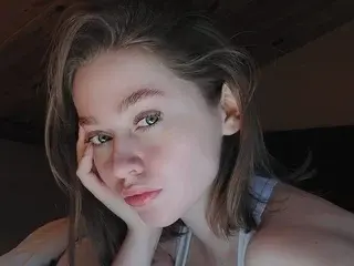 AidaPerry  live sex cam
