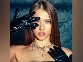 FlexyVelvet  live sex cam