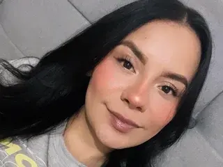 LiaTayloor27  live sex cam