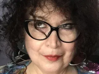 LolaLippz  live sex cam