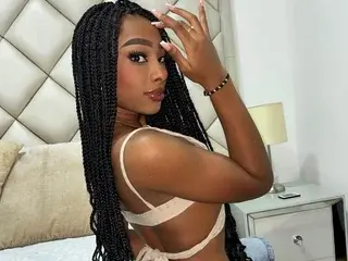 BonnySullivan18  live sex cam