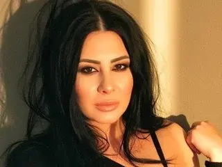 SeductiveGoddess  live sex cam