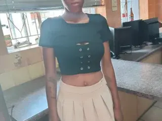 Emergency247  live sex cam