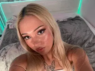 LexieVyx  live sex cam