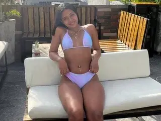 SaraiMedrano  live sex cam
