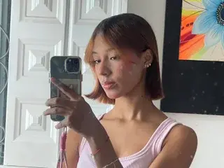 Stefanny_vv  live sex cam