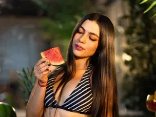 MilaIvy  live sex cam