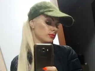 Pure_Seduce_WOW  live sex cam