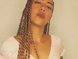 AdairaWealth  live sex cam