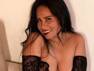 Anthonelaa  live sex cam