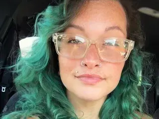 SweetSourSwitch  live sex cam
