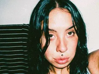 MaddyAfterDark  live sex cam