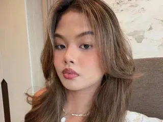 Maddyboo21  live sex cam