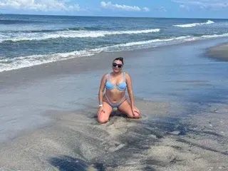 Antonellawilliam  live sex cam