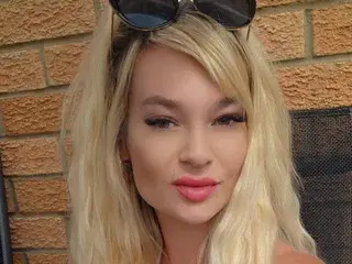 Kiki_xx  live sex cam