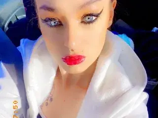 SacadaRose  live sex cam