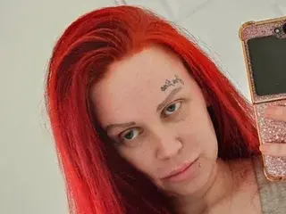 RedRubyRose  live sex cam