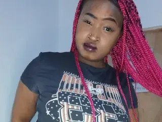 TheeNicole21  live sex cam