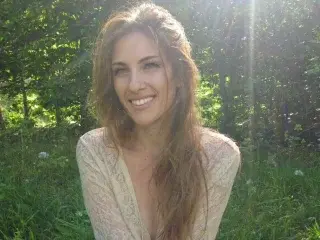 AlaskaShyGirl  live sex cam