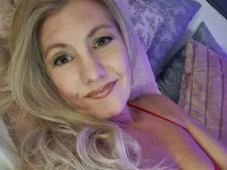 SapphireRose25  live sex cam