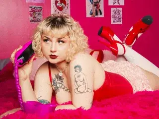 Valthepinup  live sex cam