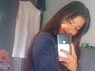 IrinaAura  live sex cam