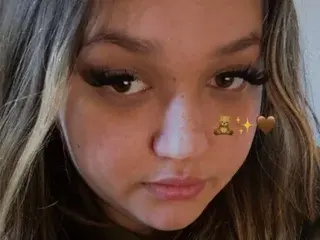 Kaychap123  live sex cam