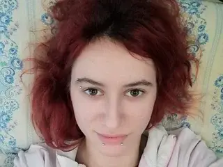 MissLarry97  live sex cam