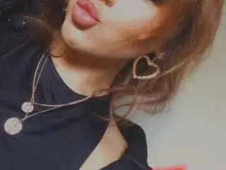 AngelKae  live sex cam