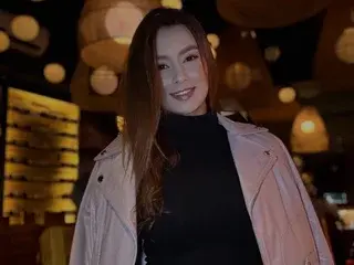 Miyasmiith  live sex cam