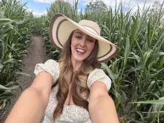 Kylie_xoxo  live sex cam