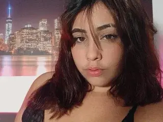 IsiisLove  live sex cam