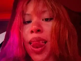 IuEzra22_22  live sex cam