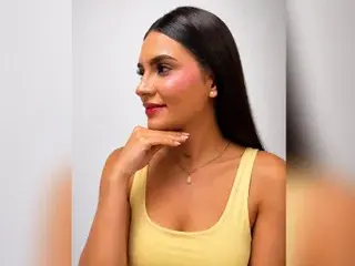 Charlotte_Evans18  live sex cam