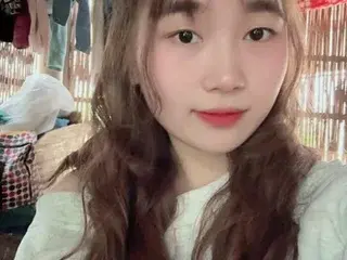 Lynne079  live sex cam
