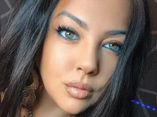 MilfAmalya  live sex cam
