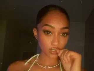 JadeDillin  live sex cam