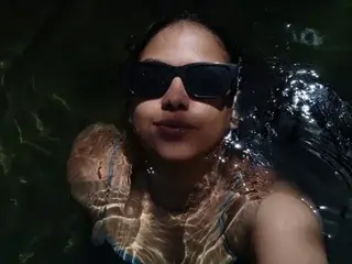 Dulcelyra  live sex cam