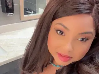 JiaJones  live sex cam