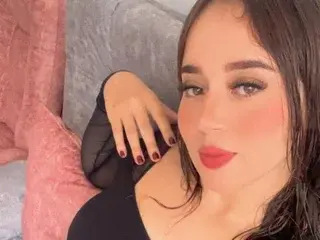 EmilyBrown199  live sex cam