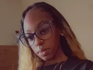 MrsGodessGoodies  live sex cam