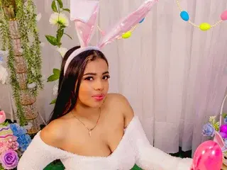 Cannela_Smith  live sex cam