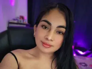 Hella19  live sex cam