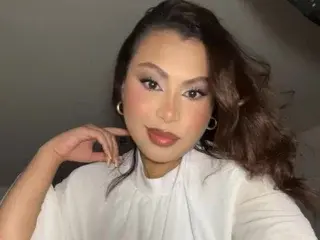 Hellen_Amazing  live sex cam