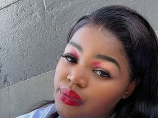 RoyalMassiveAss  live sex cam