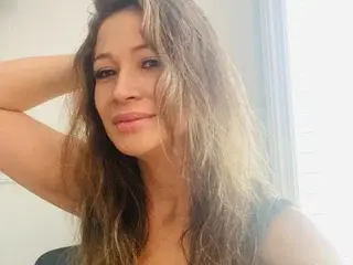 Hottestlatina69  live sex cam