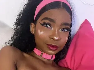 Sweetemaddy  live sex cam